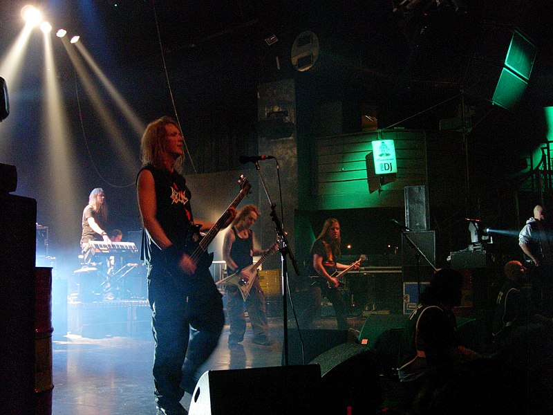 Fil:Children Of Bodom Live Milan.jpg