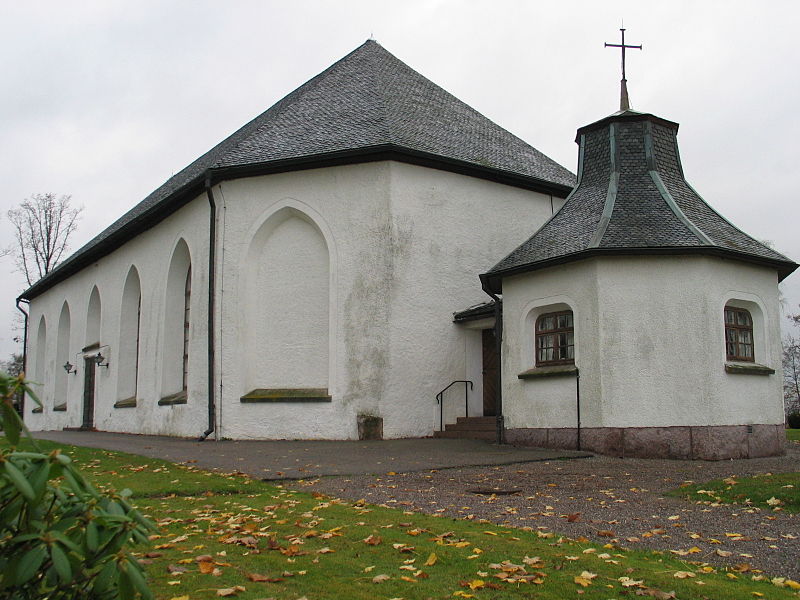 Fil:Brålanda kyrka.JPG