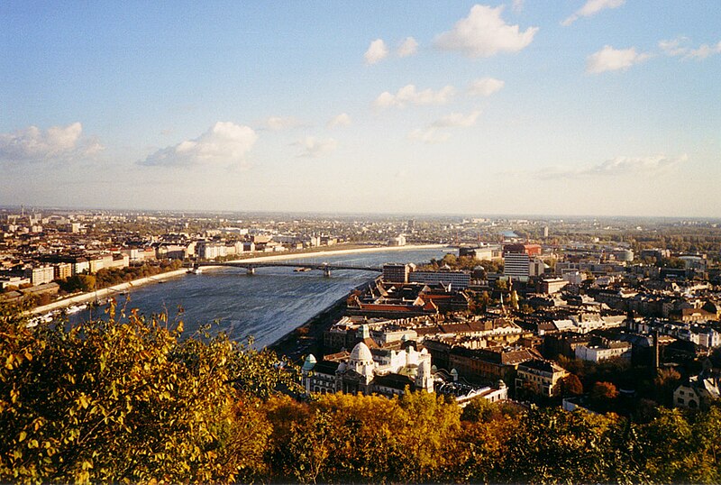 Fil:Budapest View 6.jpg