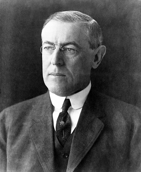 Fil:President Woodrow Wilson portrait December 2 1912.jpg