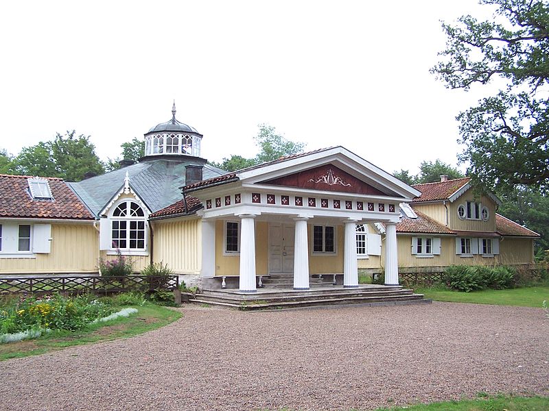Fil:Skärva country estate.jpg