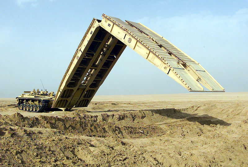 Fil:M60A1 Armored Vehicle Landing Bridge.jpg