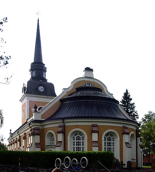 Fil:Alvdalens kyrka.jpg