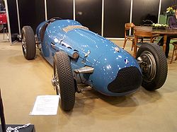 Talbot-Lago T26 Grand Prix 1949 blue vr TCE.jpg