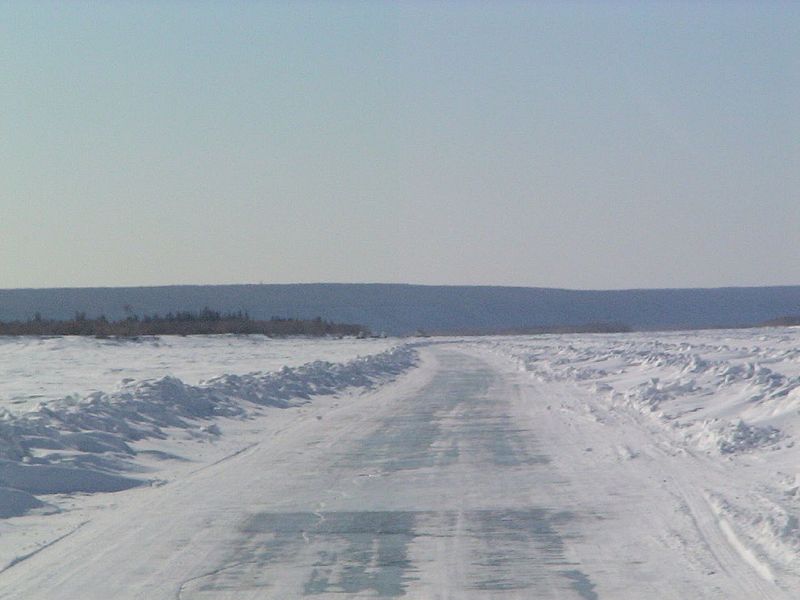 Fil:Lena River Ice Road.jpg