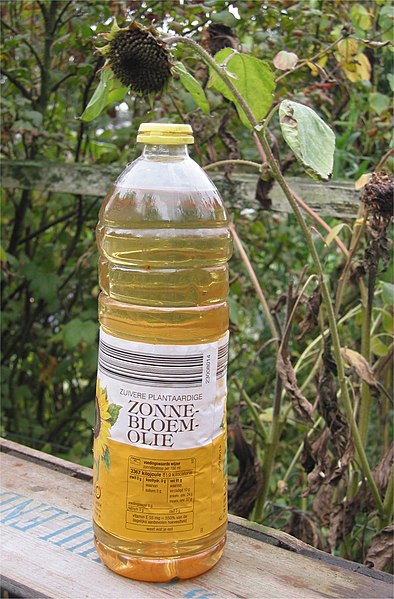 Fil:Zonnebloemolie (Sunflower oil).jpg