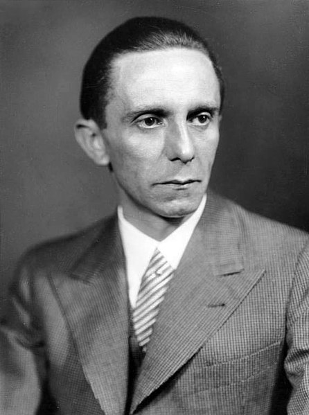 Fil:Bundesarchiv Bild 146-1968-101-20A, Joseph Goebbels.jpg