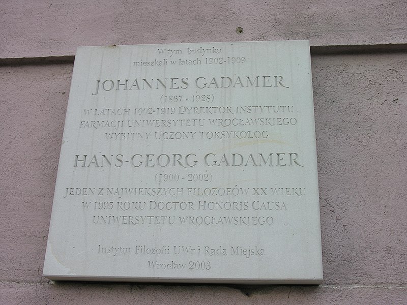 Fil:Gadamer-tablica.JPG