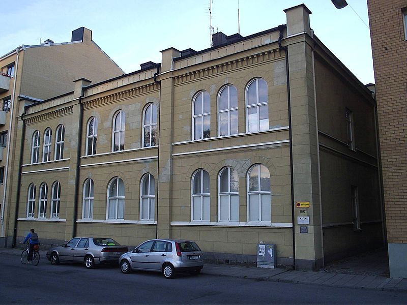 Fil:Berzeliusskolan i Norrköping, oktober 2005..JPG