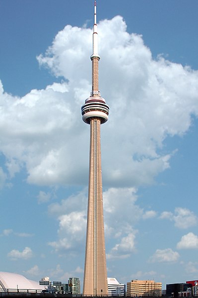Fil:Toronto's CN Tower.jpg