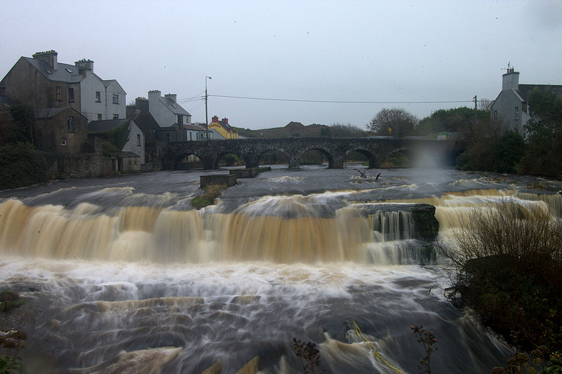 Fil:Ennistymon.jpg