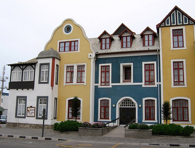 Fil:Swakopmund Häuser.jpg