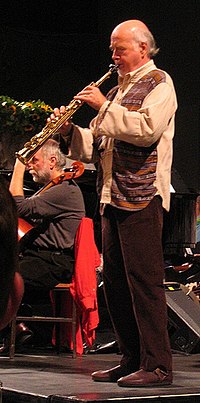 Paul Winter spelar i New York City, 2005