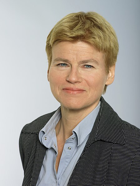 Fil:Karin Svensson Smith porträtt (2008).jpg