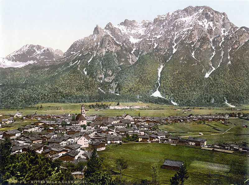 Fil:Mittenwald um 1900.jpg