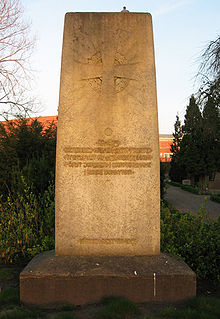 Monument over the graves moved from lunds domkyrka to norra kyrkogården 1875.jpg