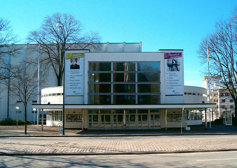 Fil:Helsingborgs konserthus entre.jpg