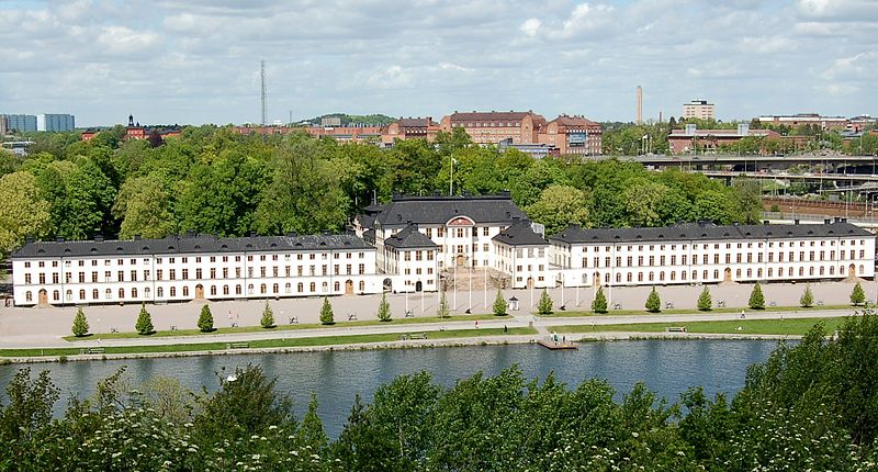 Fil:Karlbergs slott från Stadshagen.jpg