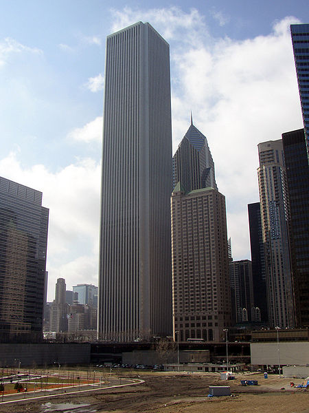 Fil:Aon Center (Chicago).jpg