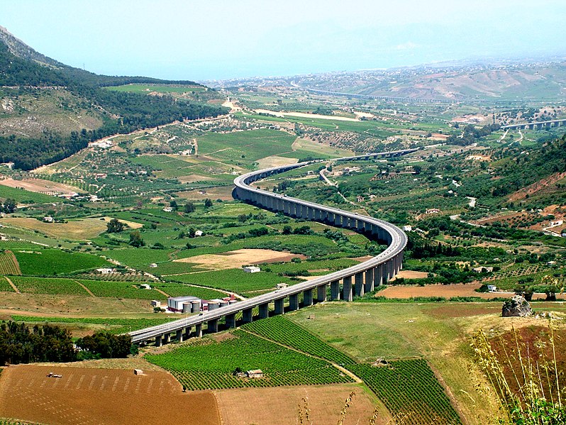 Fil:Sizilien Autobahn A29DIR.jpg