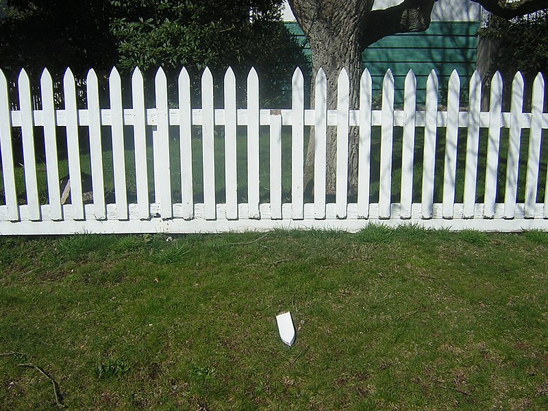 Fil:Wood fence.jpg