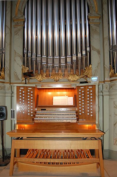 Fil:Hedvig Eleonora kyrka orgel kvaviatur.jpg
