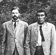 Alfred L. Kroeber tillsammans med Ishi 1911