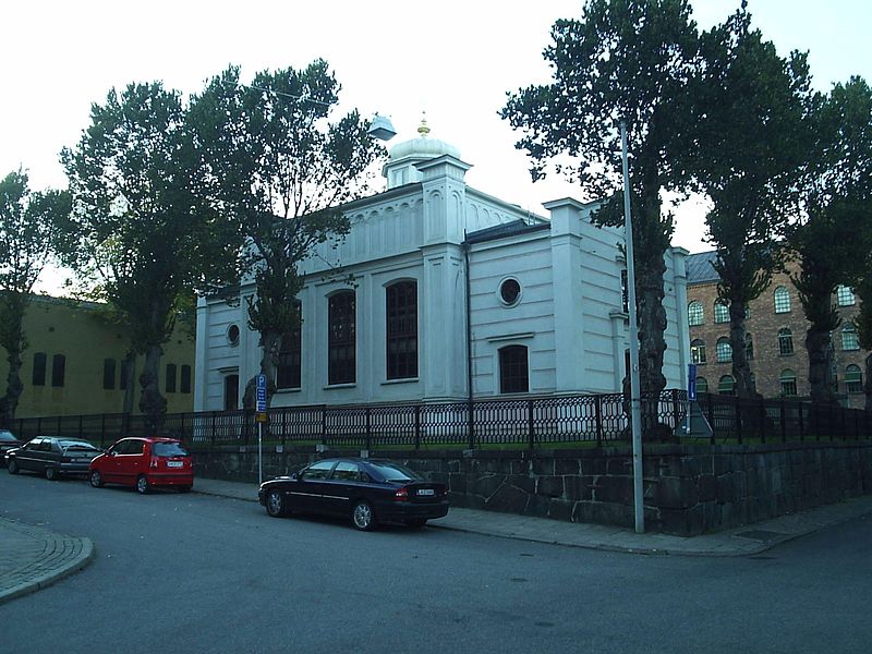 Fil:Norrkopings synagoga den 8 oktober 2005.jpg