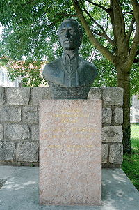 Tinjan Dobrila Denkmal 01.jpg