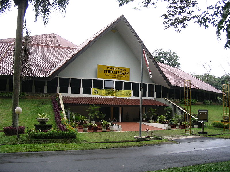 Fil:Universidad Indonesia Biblioteca.JPG