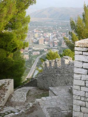 Utsikt över staden Berat från borgen.