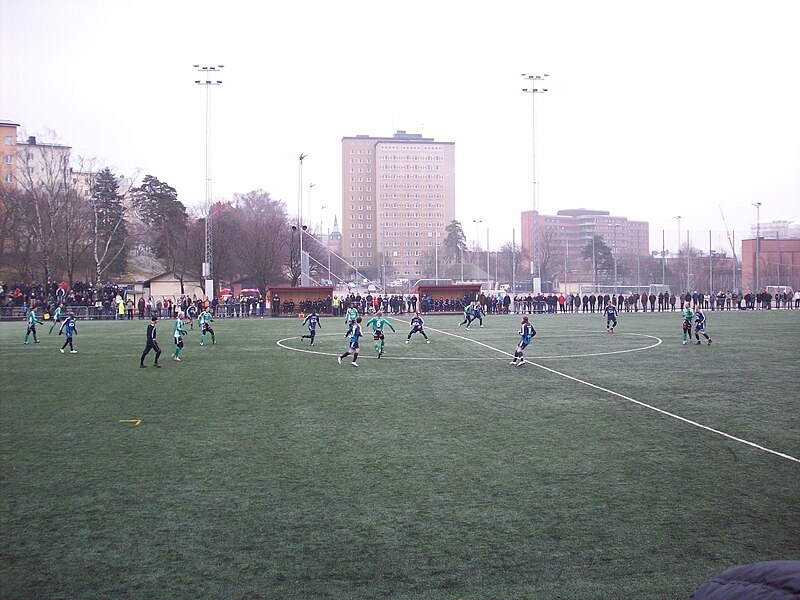 Fil:Stadshagens idrottsplats Djurgården vs Enköping.jpg