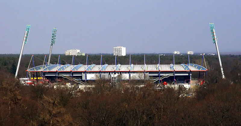 Fil:Wildparkstadion Karlsruhe 001.JPG