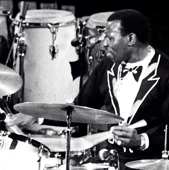 Fil:Elvin Jones 3.jpg