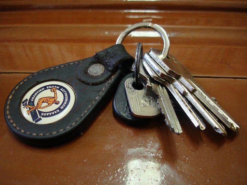 Fil:Leather key chain.JPG