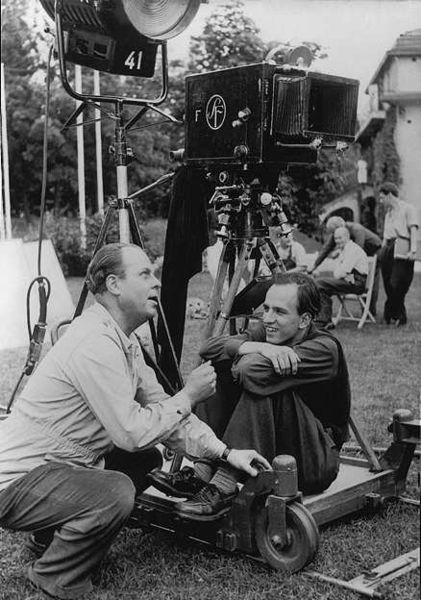 Fil:Ingmar Bergman during production of Crisis 1946.jpg