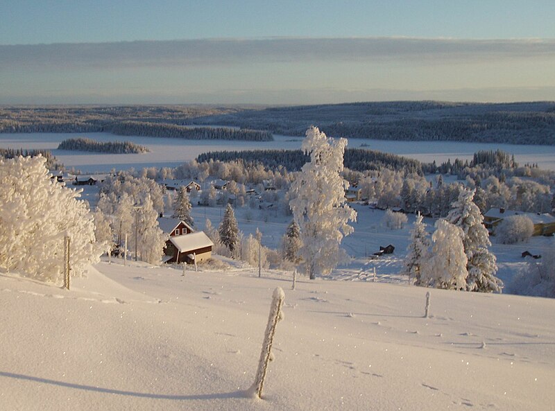 Fil:Laxsjö vinter.jpg