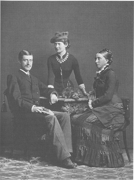 Fil:Verner von Heidenstam, Emilia Uggla and his mother Magda in 1882.jpg