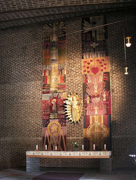 Fil:Markuskyrkan altar.jpg