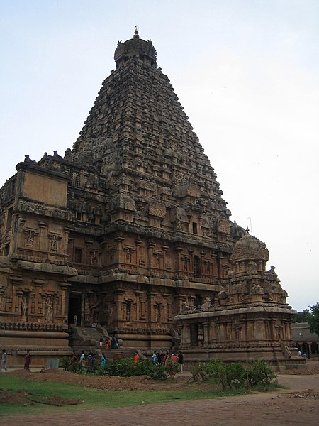 Fil:Thanjavur Temple.jpg