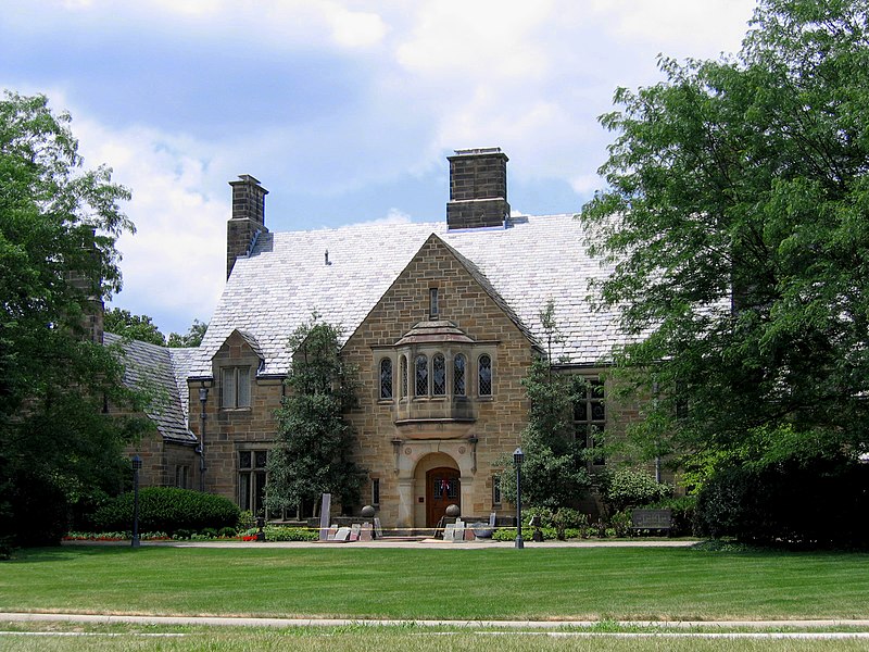 Fil:Upper Arlington mansion.jpg