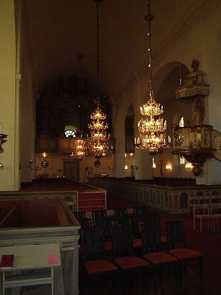Fil:Sankt Olai kyrka i Norrköping, den stora gången, den 21 november 2005. Bild 1..JPG