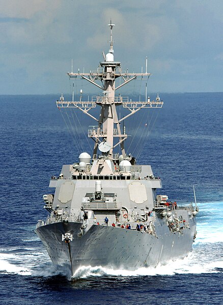 Fil:USS Lassen 030615-N-0905V-006.jpg