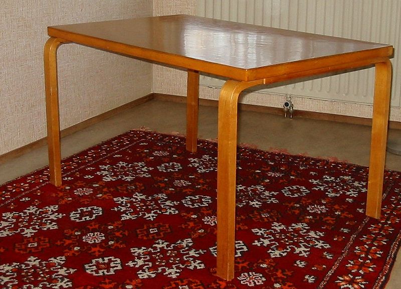 Fil:Aalto table.JPG