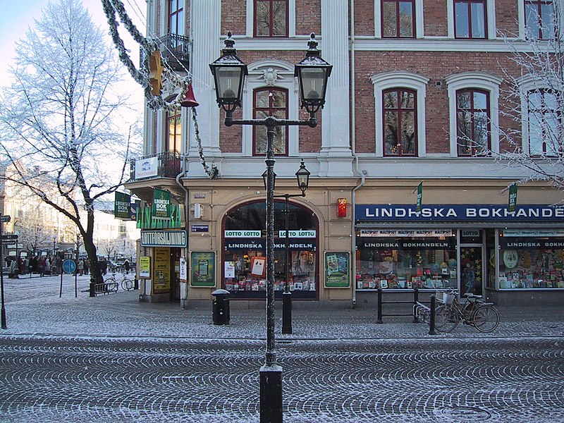 Fil:Lindhska bokhandeln.jpg