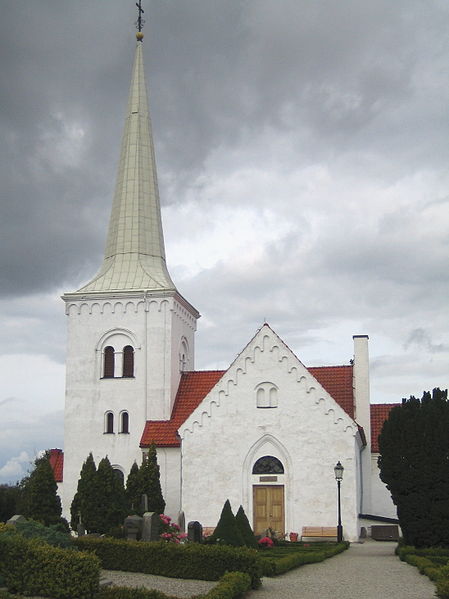 Fil:Anderslövs kyrka 2.jpg