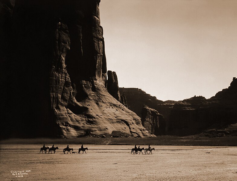 Fil:Canyon de Chelly, Navajo.jpg