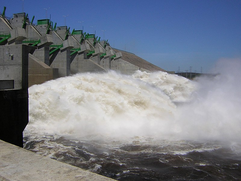 Fil:Caruachi Dam in Venezuela.JPG