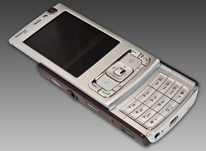 Fil:N95 Front-slide-open.jpg