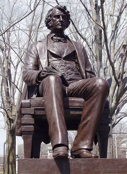 Fil:Charles Sumner statue (Cambridge, MA) - Anne Whitney sculptor.JPG
